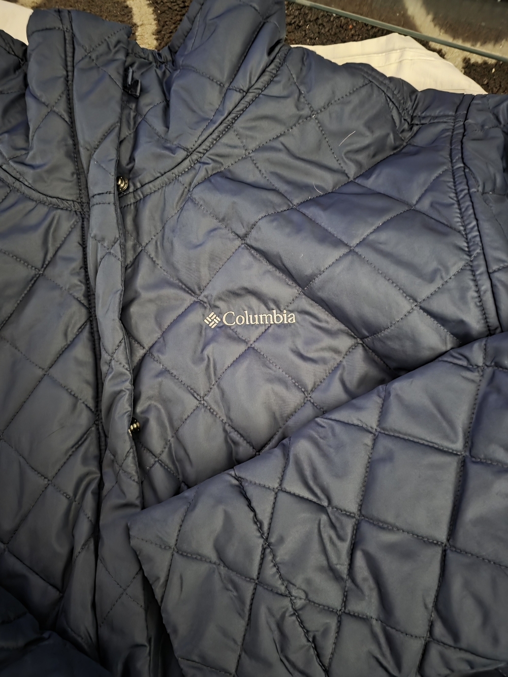 Columbia Navy Quilted Puffer Jacket - Picture 2 of 6